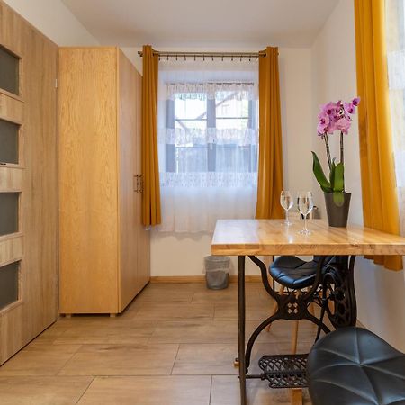 Apartmán Dom Krawca - Pod Chojnikiem Jelení Hora Exteriér fotografie