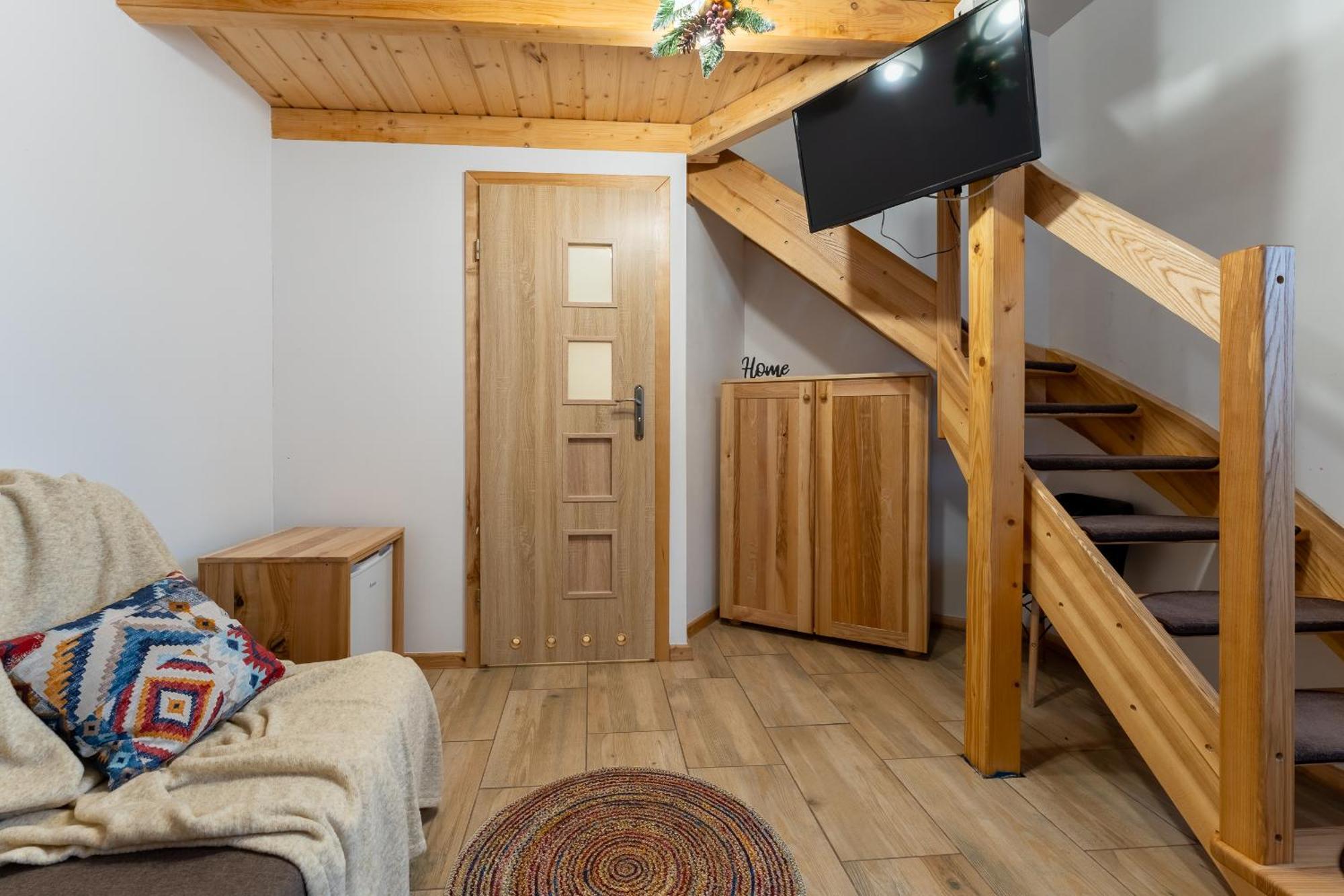 Apartmán Dom Krawca - Pod Chojnikiem Jelení Hora Exteriér fotografie