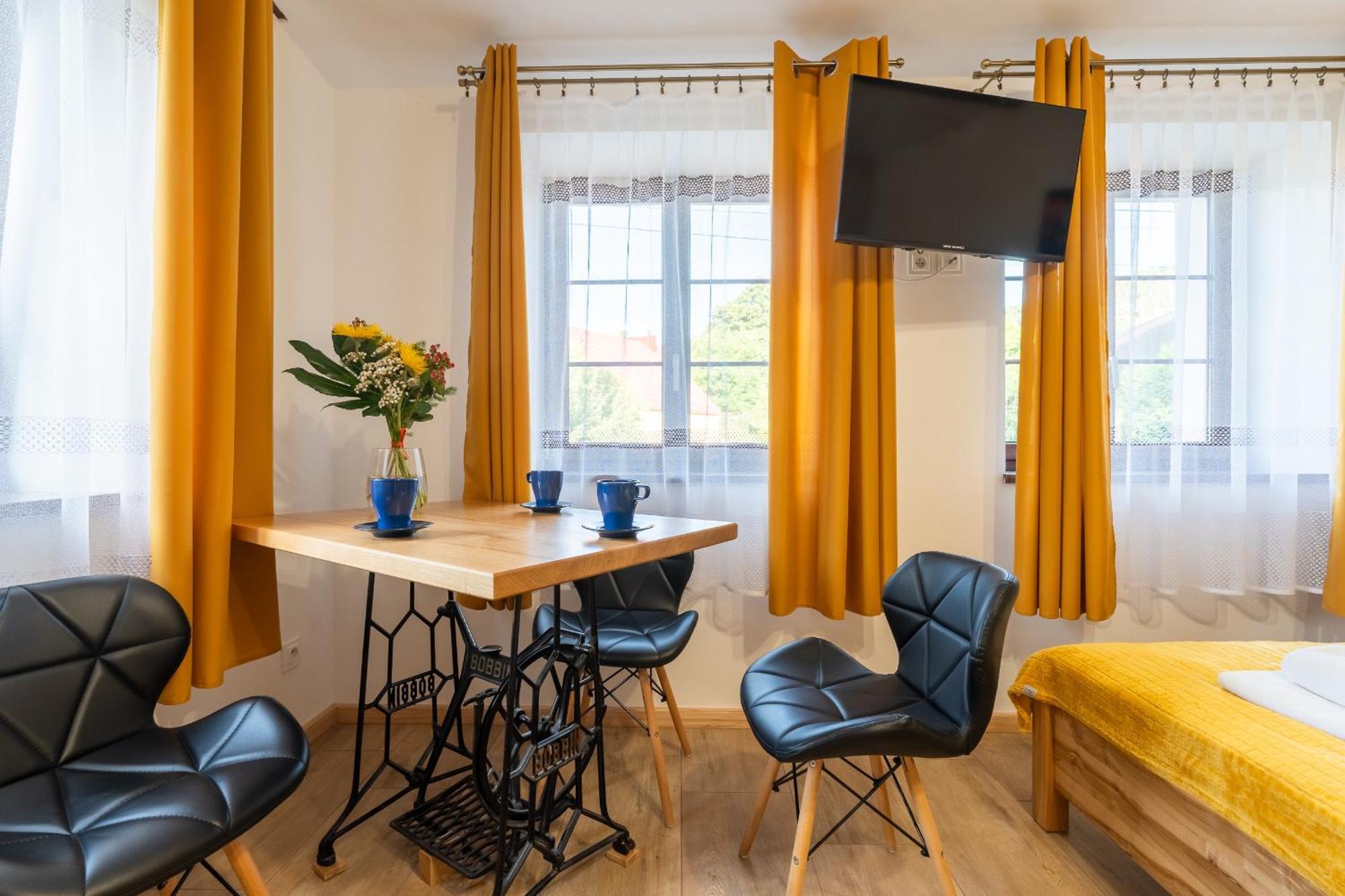Apartmán Dom Krawca - Pod Chojnikiem Jelení Hora Exteriér fotografie