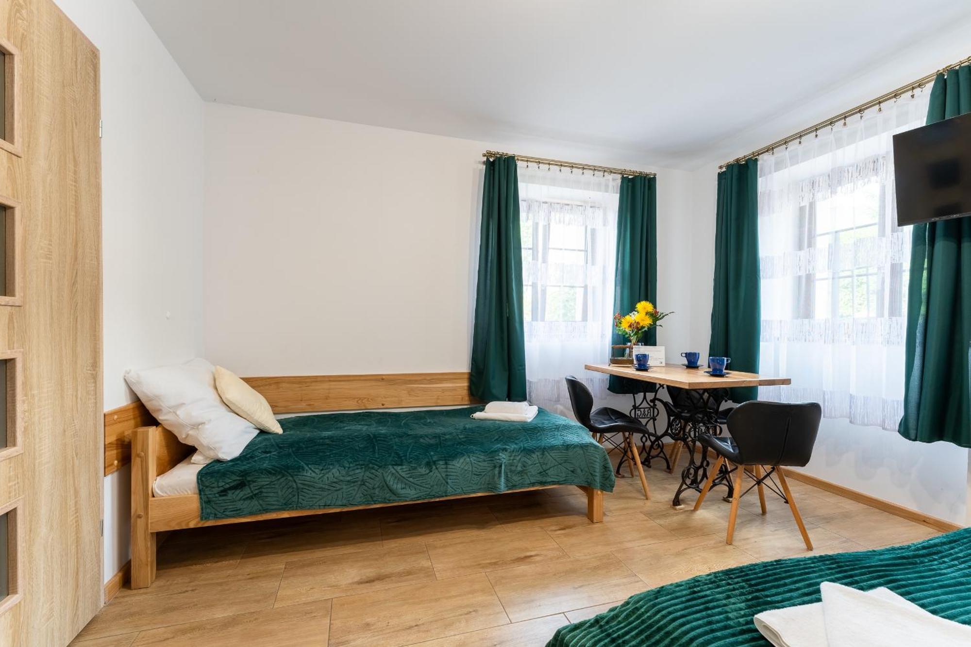 Apartmán Dom Krawca - Pod Chojnikiem Jelení Hora Exteriér fotografie