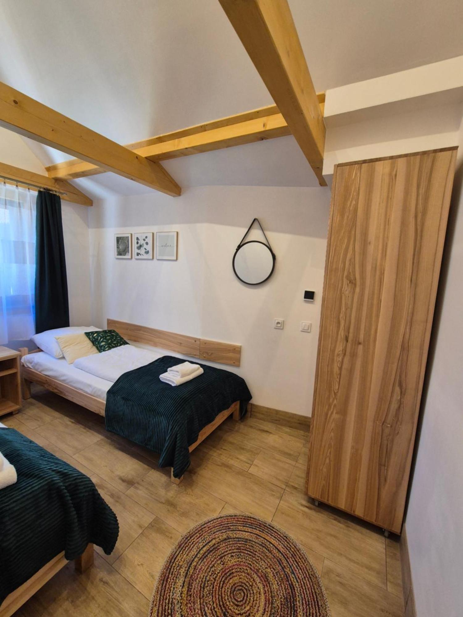 Apartmán Dom Krawca - Pod Chojnikiem Jelení Hora Exteriér fotografie