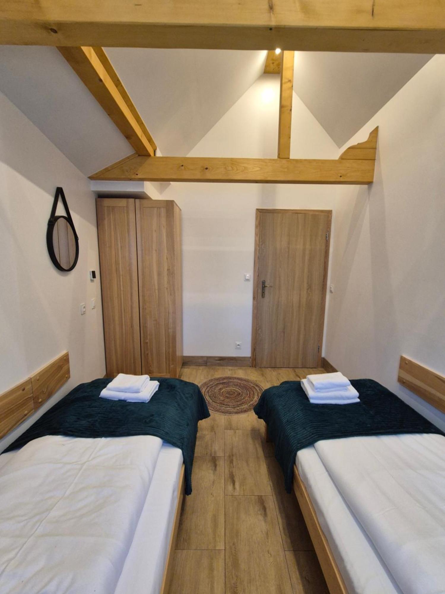 Apartmán Dom Krawca - Pod Chojnikiem Jelení Hora Exteriér fotografie